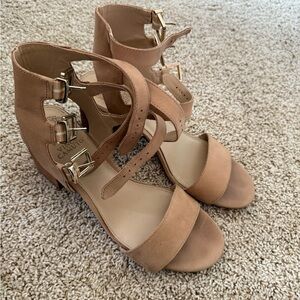 Vince Camuto Nude Block Heel Sandals (Size 9)